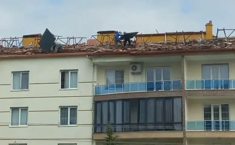 Konya'da cesaret isteyen çalışma: Ne buldularsa aşağıya attılar