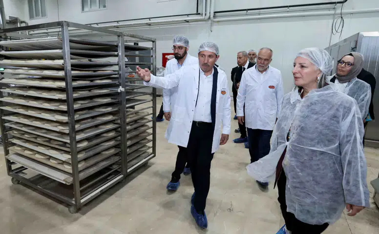 Konyalılar kaliteli ve sağlıklı ekmeğe kolay erişiyor: Karatay model oldu