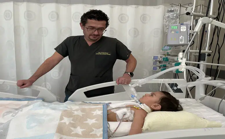 Konya'da 1 yaşındaki bebeğin akciğerinden ceviz çıktı