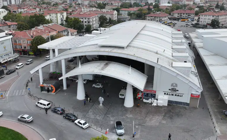 Konya'nın balık hali artık daha konforlu: Kuş engelleyici sistem devrede