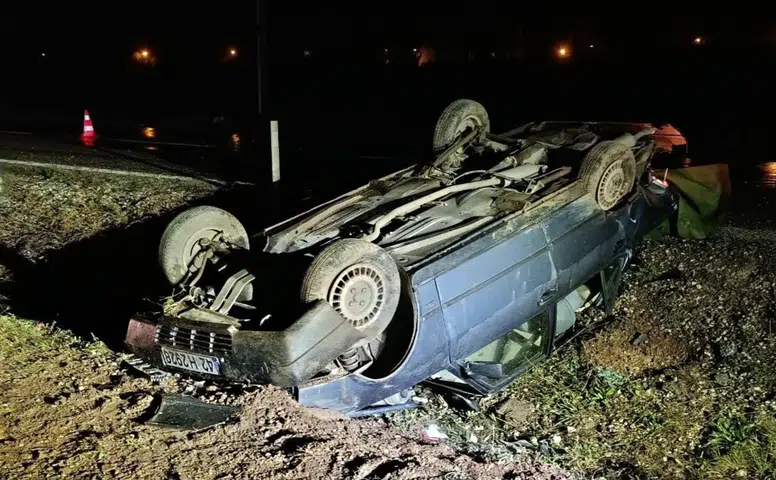 Konya'da yağışlı hava kazaları beraberinde getirdi: 11 kişi hastanelik oldu
