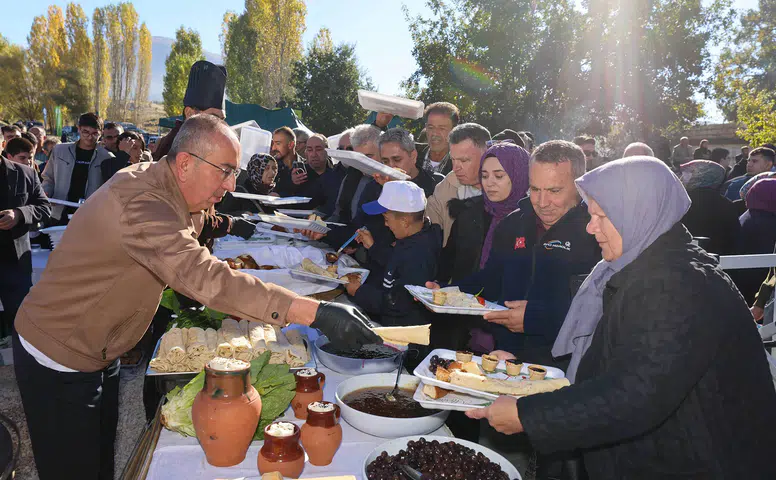 Konya’da asırlık gelenek sürüyor: İnden Peynirler çıktı