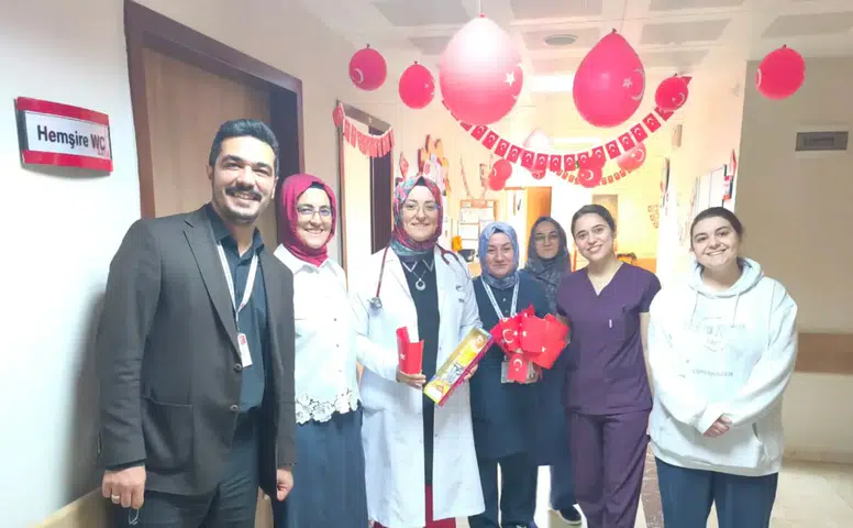 Konya’da hastanede tedavi gören çocuklara 29 Ekim sürprizi