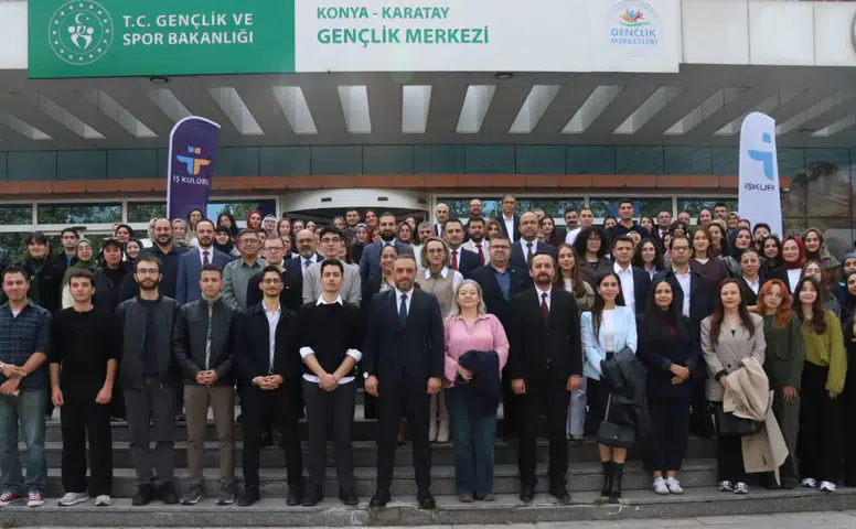 Konya'da gençler ve iş dünyası aynı masada buluştu