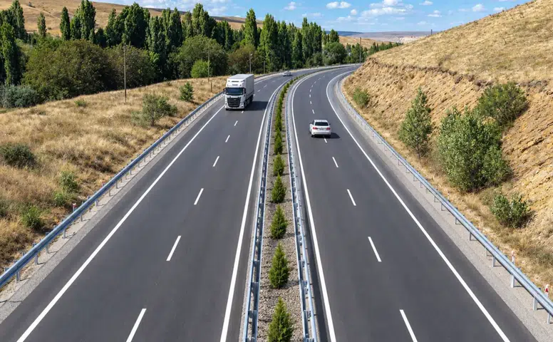 Bu yol Konya’ya ulaşımı kolaylaştıracak: Yeni bölünmüş yol için ilk adım