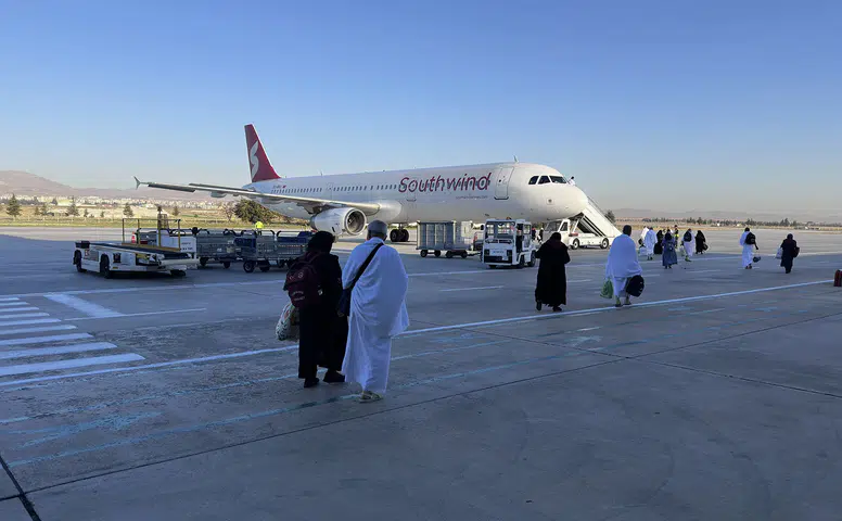 Konya'da Umre heyecanı sürüyor: 3. kafile dualarla yola çıktı