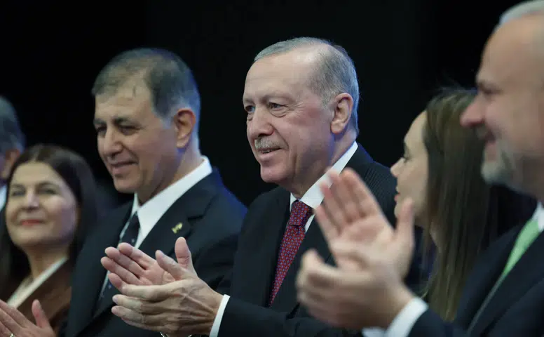 Erdoğan: Milletin emanetine kim musallat olursa bu parti de ona musallat olur