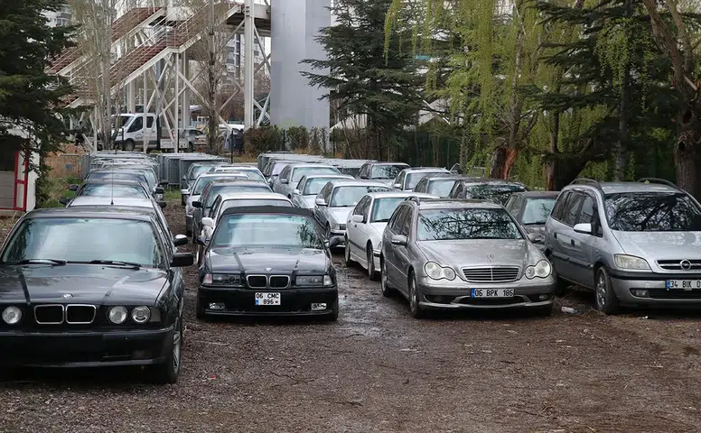 Konya'da akıl almaz oyun: Deprem bölgesinden aldılar piyasaya sattılar