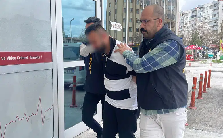 Konya'da acı olay: Babasını öldürdükten sonra cenazesiyle 1 gün beklemiş