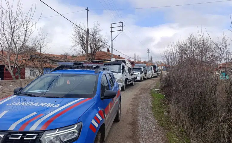Konya'da çalıntı araçlar tek tek yakalandı: 156 adet parça bulundu
