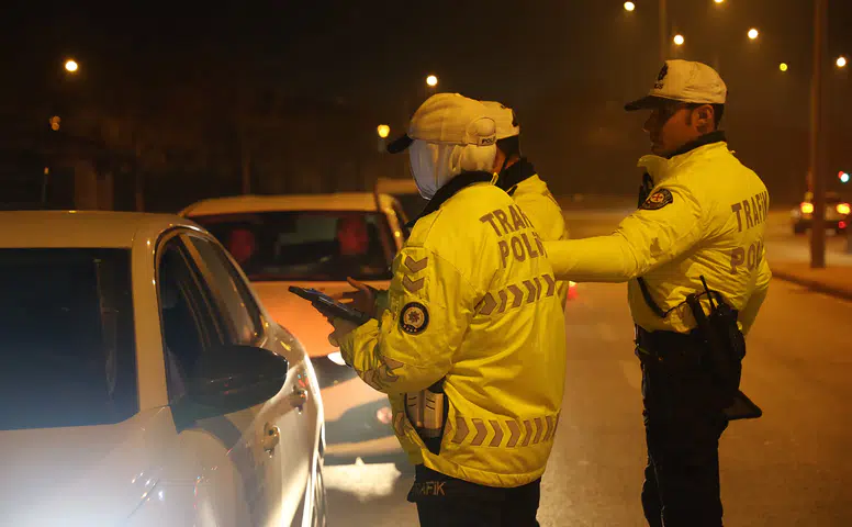 Uzmanlar Konya'dan uyardı: Trafik cezalarında yeni dönem başladı