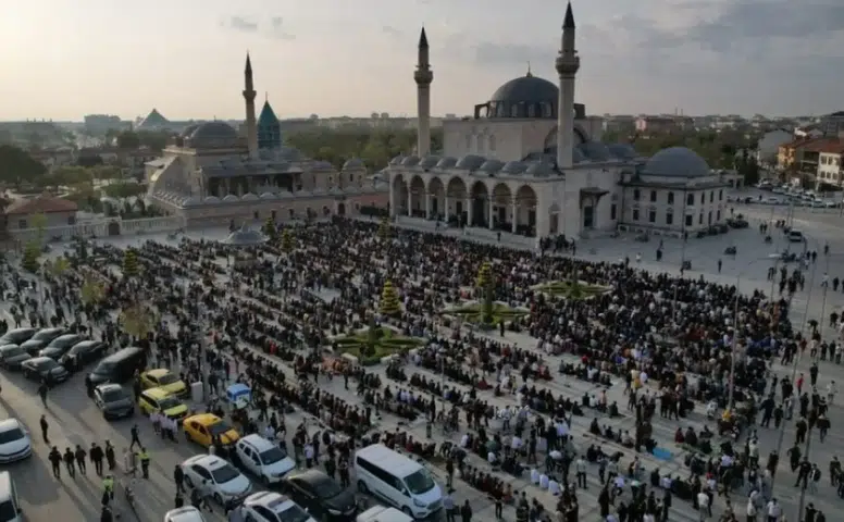 Konya'da bayram namazı ne zaman kılınacak: İl il bayram namazı saatleri