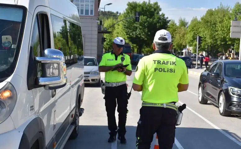 APP plaka nasıl belli olur? Plakasında bu işaret olanlar dikkat