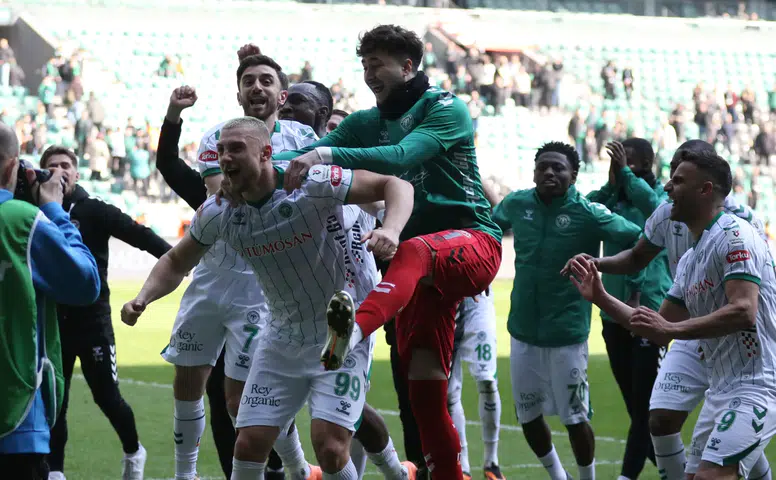Konyaspor deplasman hasretini 7 maç sonra dindirdi
