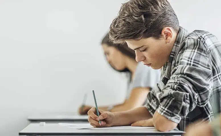 Binlerce öğrenci bekliyordu: İOKBS giriş yerleri erişeme açıldı