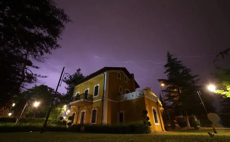 Sistem Konya'ya gök gürültülü sağanak yağışla geliyor
