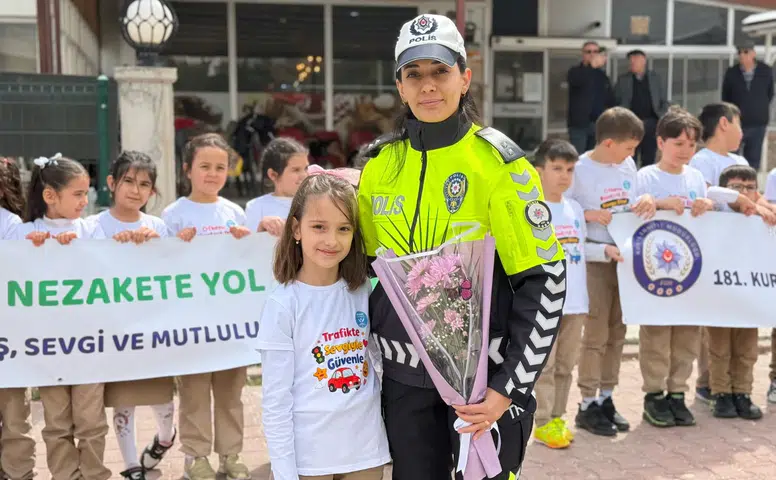 Konya’da trafiğinde anlamlı etkinlik: Öfkeye Fren, Nezakete Yol Ver