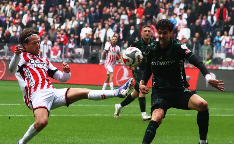 İlhan Palut: Deplasmanda aldığımız 1 puan bizim için kazanç