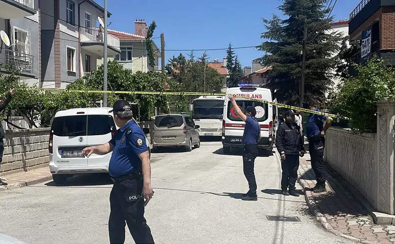 Konya'da dehşet: Tartıştığı anne ve babasını bıçaklayarak öldürdü