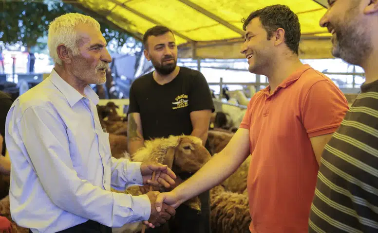 Kurban pazarlarındaki alış verişlerde sahte para uyarısı