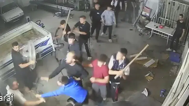 Konya'da meydan muharebesi yaşandı: Tüfekler ve kürekler konuştu