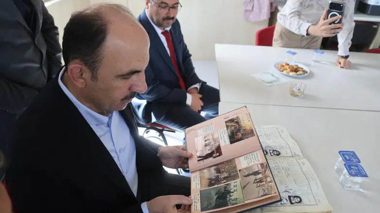 Başkan Altay'dan duygusal ziyaret: Yıllar sonra gitti