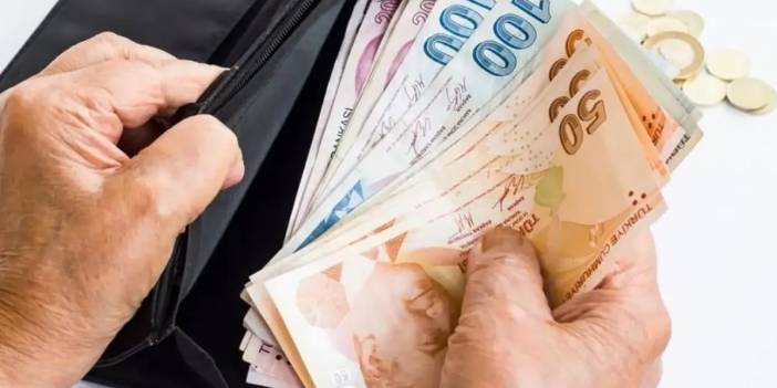 Emekliye verilecek para faize aktarıldı