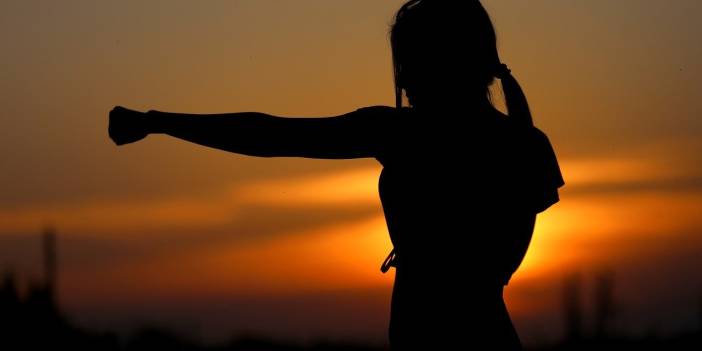 Sorun çıkarmaya meyilli olan 4 burç! Dünya sanki kavga etmek için gelmiş gibiler