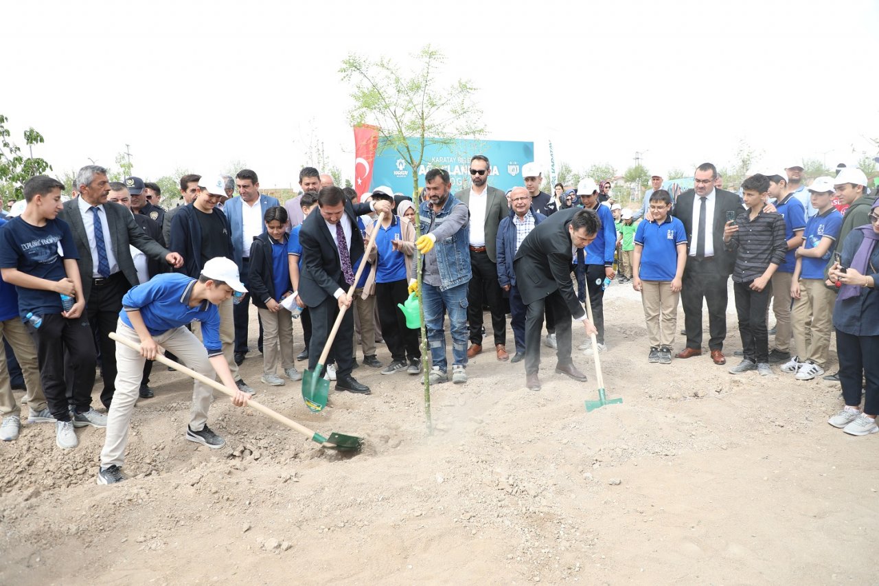 fidan-dikim-etkinligi-4.jpg