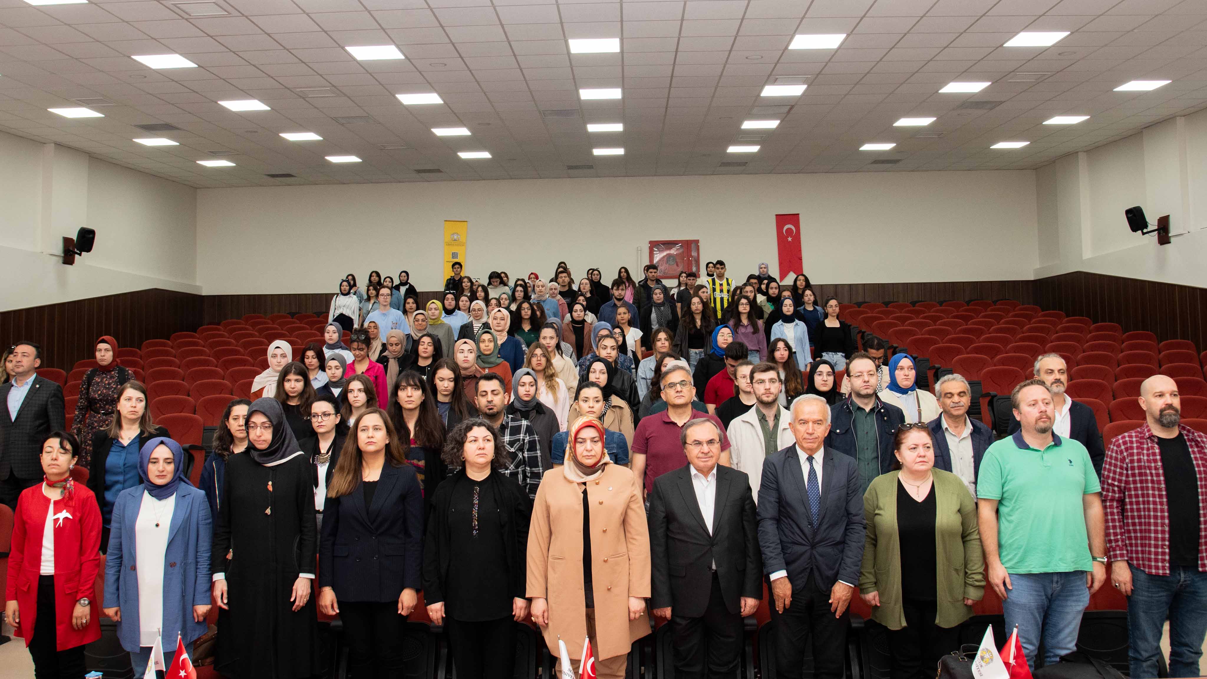 selcuk-universitesinde-filistini-anma-programi-yapildi-3.jpg