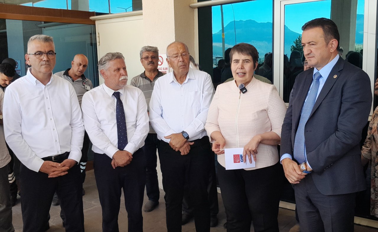 chp-golge-saglik-bakani-ve-dr-genel-baskan-yardimcisi-sahbaz-konusurken.jpg