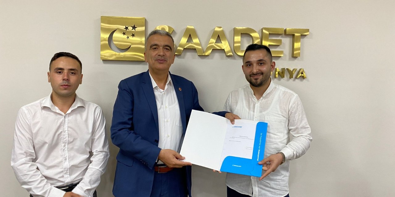 saadet-gencli-kollari.jpg