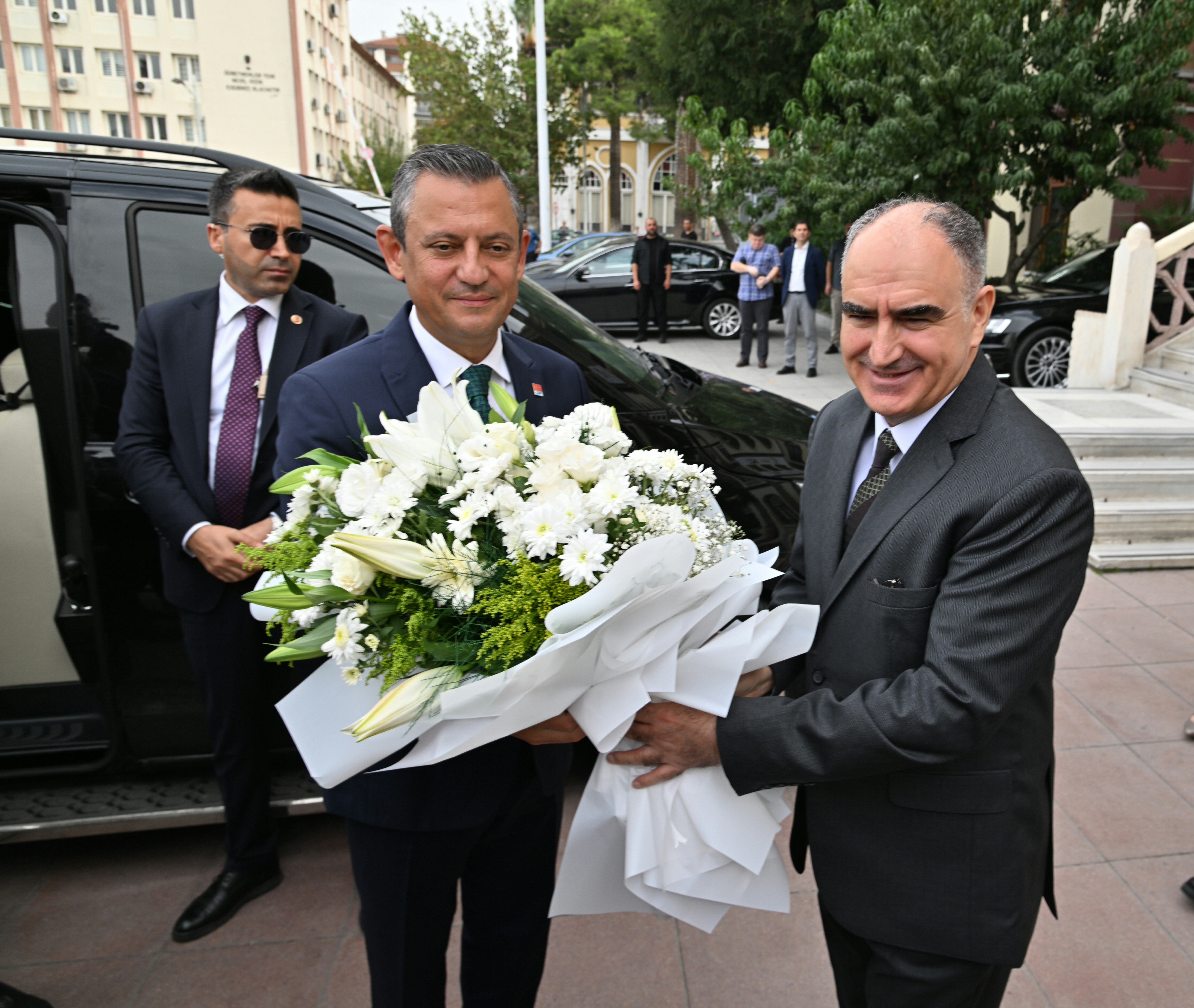 ozgur-ozel-vahdettin-ozkan.jpg