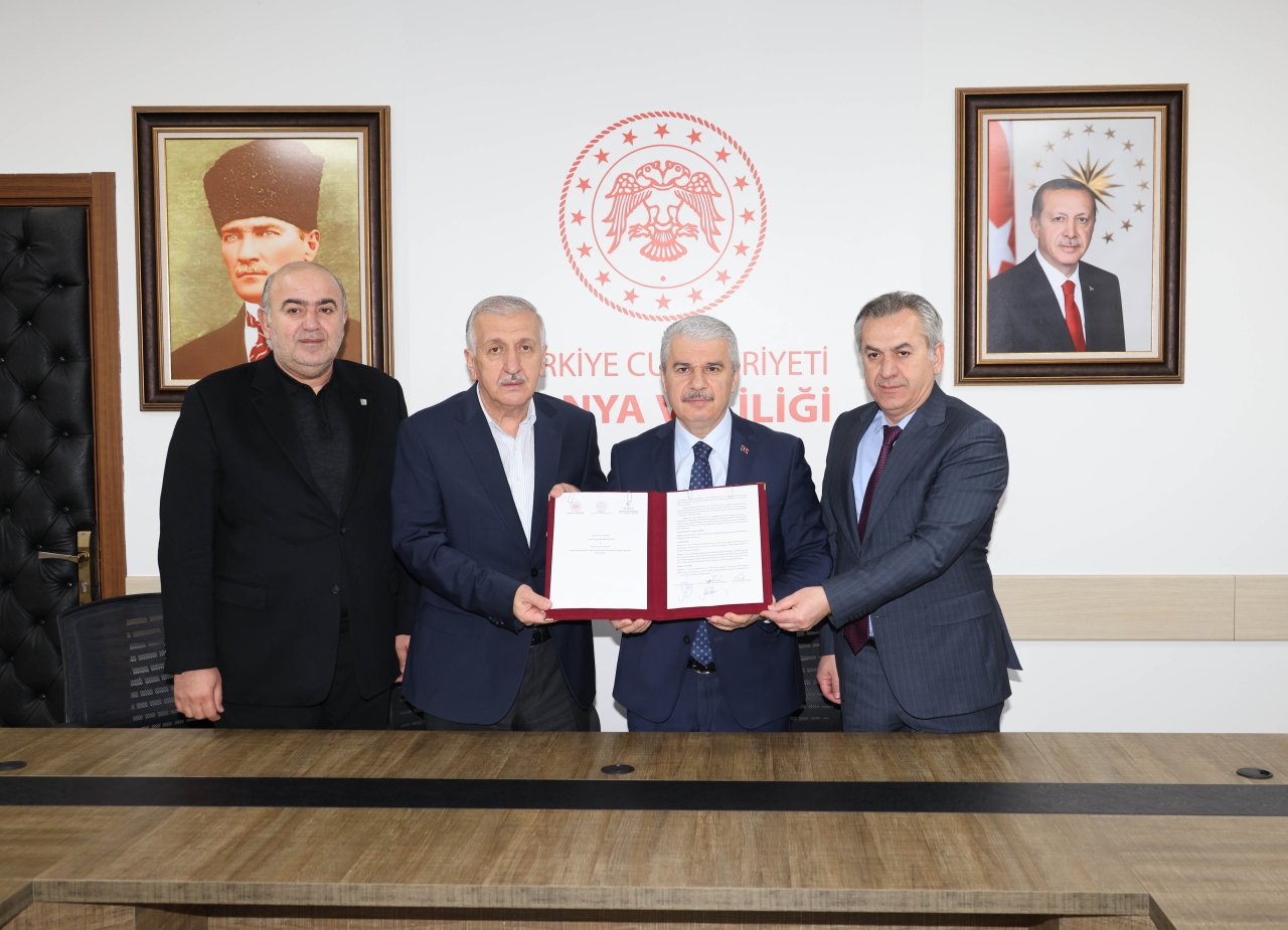 foto-2-konyali-dokumculerden-eleman-sorununa-burslu-cozum.jpg
