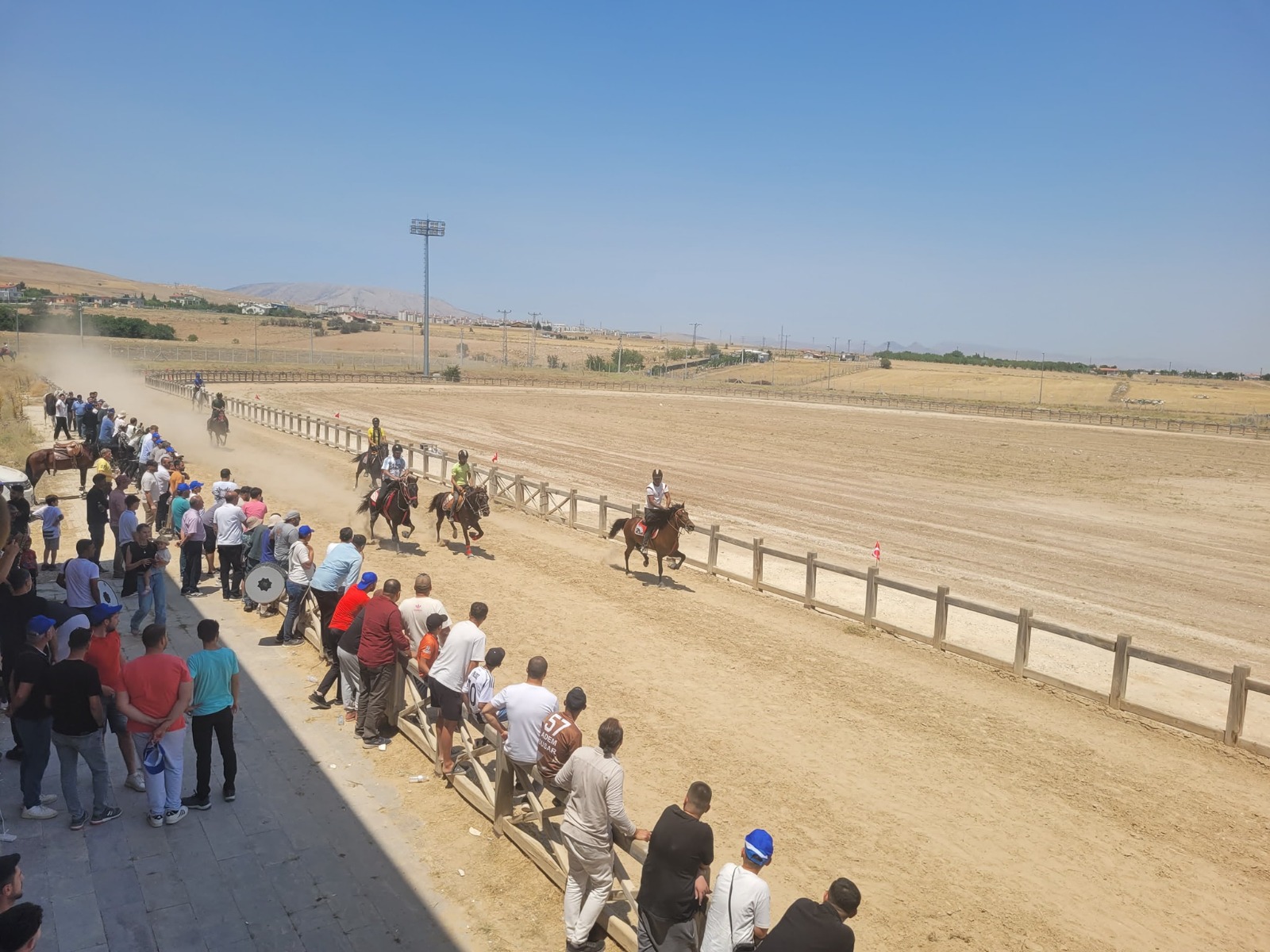 konya-rahvan-at-yarisi-1.jpeg