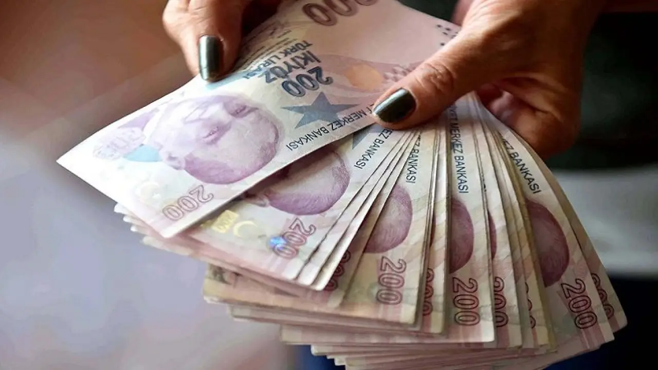 Bankalar yarışa girdi, emekli promosyonları uçuşa geçti! 1 Eylül'den itibaren rakam 2