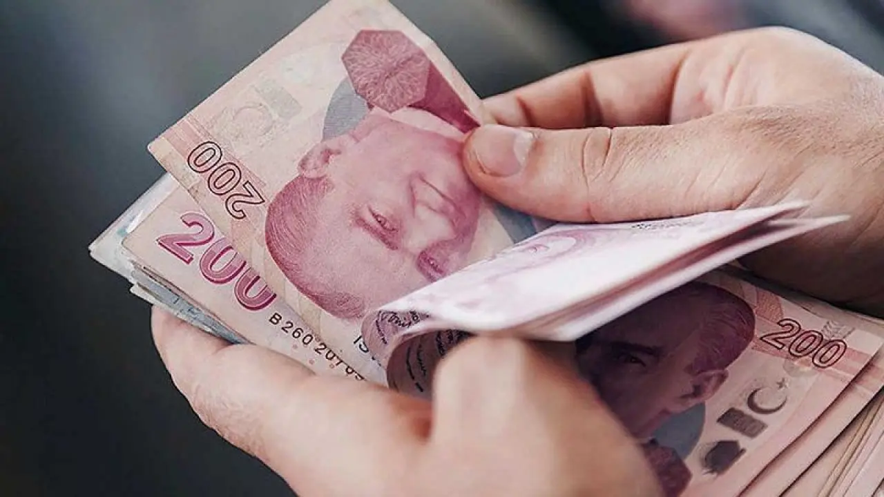 Bankalar yarışa girdi, emekli promosyonları uçuşa geçti! 1 Eylül'den itibaren rakam 1
