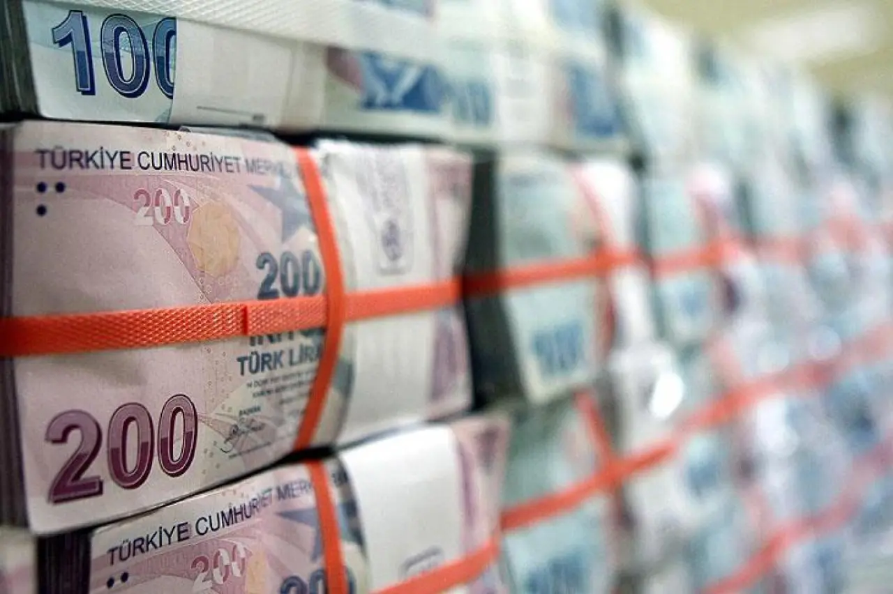 Bankalar yarışa girdi, emekli promosyonları uçuşa geçti! 1 Eylül'den itibaren rakam 3