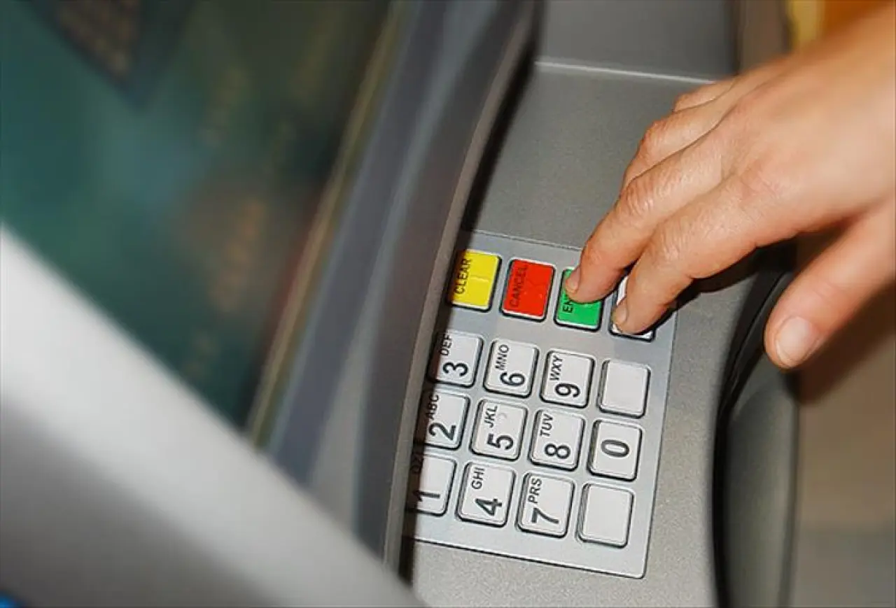 Paranız ATM'de sıkıştı sanıyorsanız dikkat! Sakın başından ayrılmayın 4