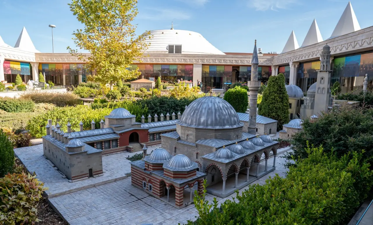 Eşsiz Konya Eserleri milyonlara ulaşıyor: Karatay hafızalara iz bırakıyor 9