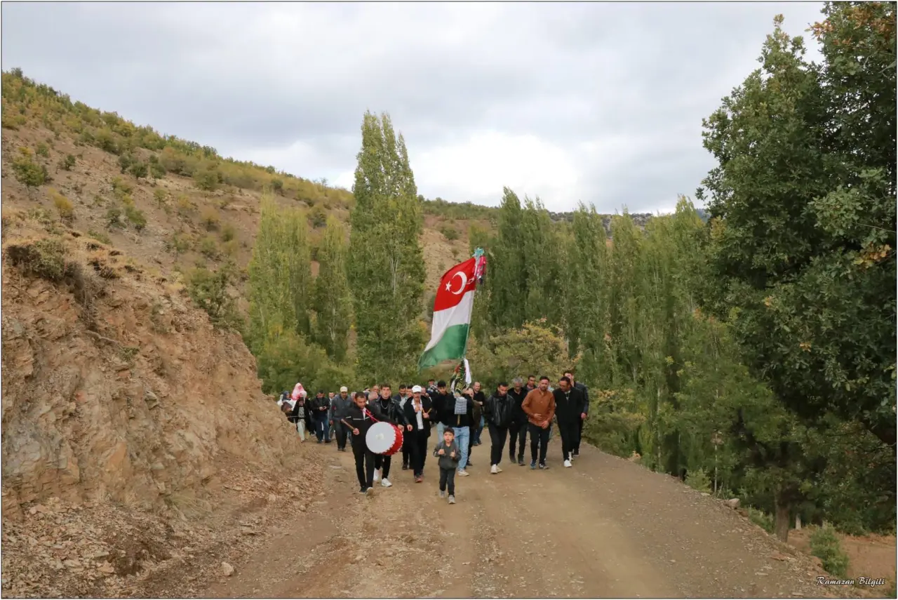Konya'nın asırlık geleneği: Atlı düğün alayı 5