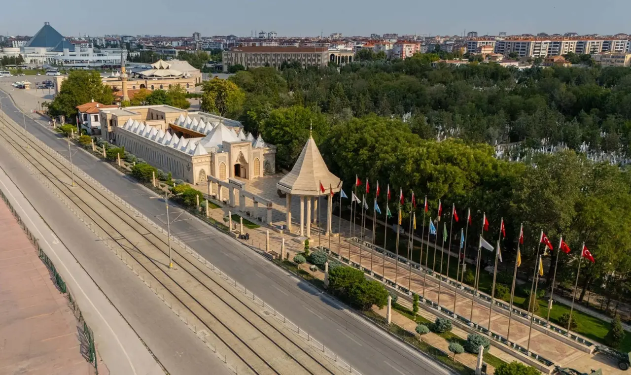 Eşsiz Konya Eserleri milyonlara ulaşıyor: Karatay hafızalara iz bırakıyor 13