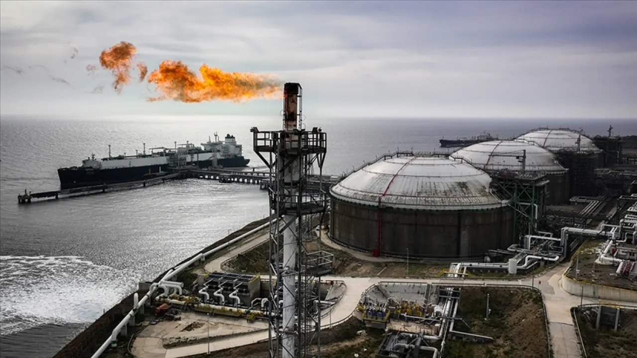 Bakan açıkladı: Doğal gaz ve elektriğe zam gelecek mi... 4