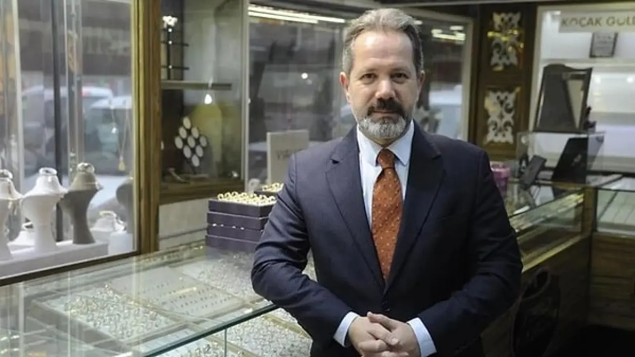 İslam Memiş altın yatırımcısını o gün için uyardı 4