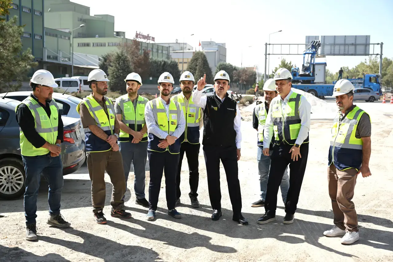 Konya'nın merakla beklediği köprü açılıyor: Marangozlar final yaptı 2