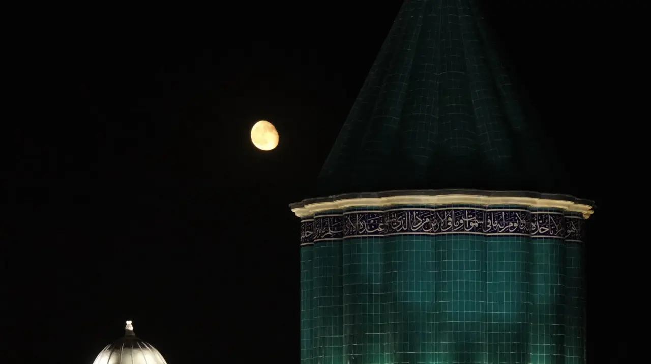 Konya’da dört fil ayağı üzerine inşa edilen yapı: 800 yıldır ayakta 2