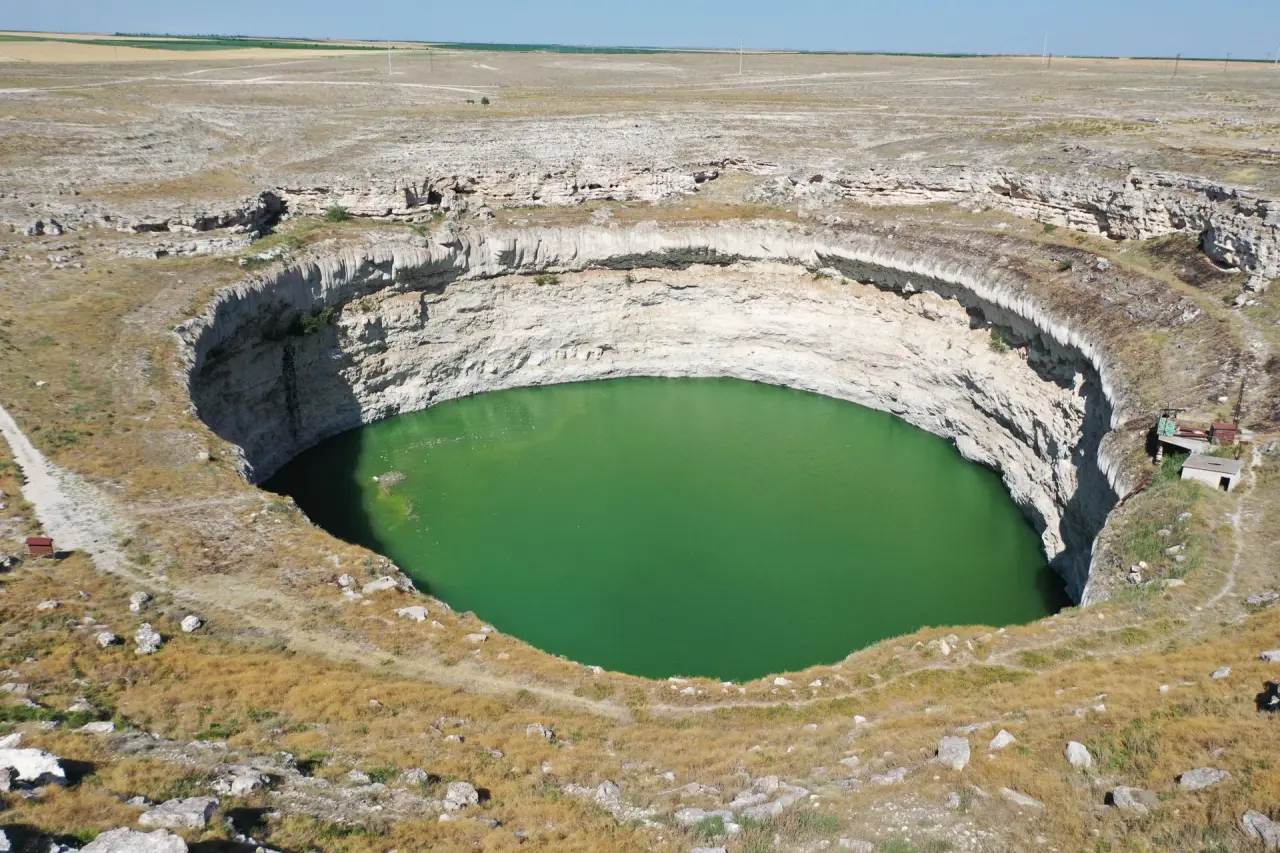 Konya'nın en derin obruğuna göktaşı mı düştü? Gizemini koruyor 4