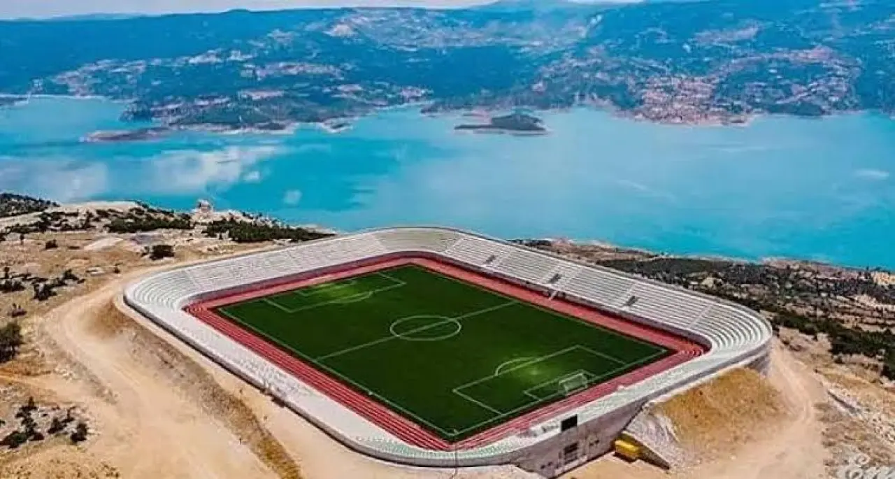 Konya'nın yanı başında bulunuyor: Turkuaz sular stadyuma eşlik ediyor 2