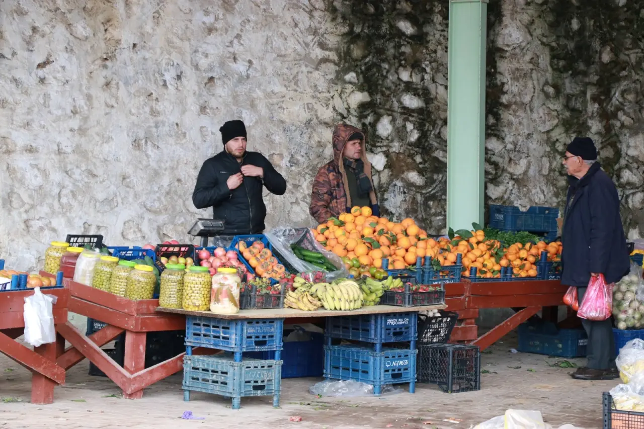Konya’da pazarcıların zorlu mesaisi: Kış en çok onları yoruyor 6