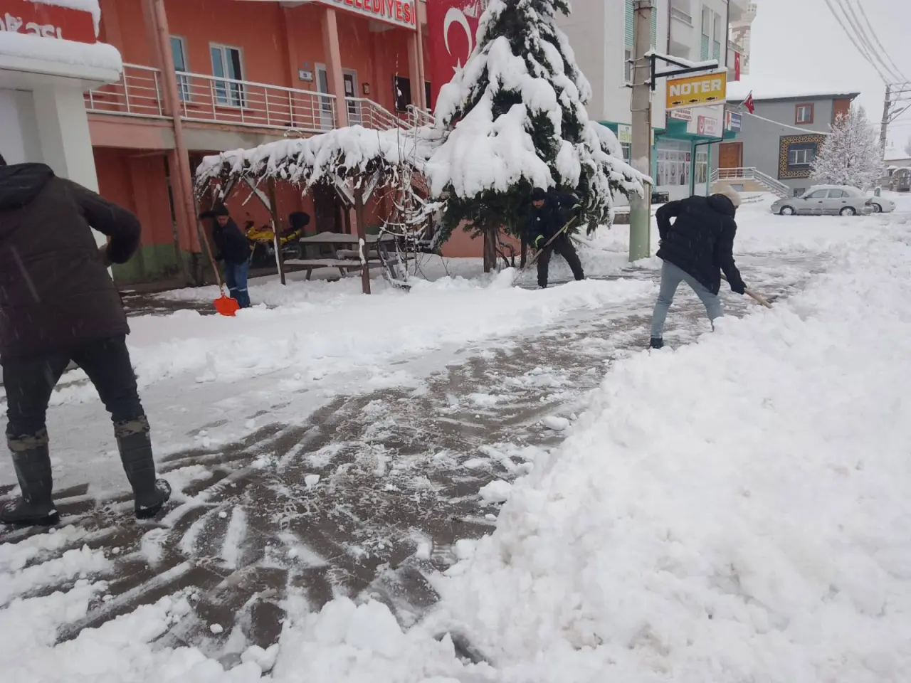 Konya’nın kış masalı: Beyaz gelinlik şehre çok yakıştı 2